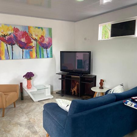 Apartamento Fontana 布卡拉曼加 外观 照片