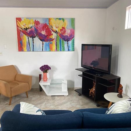 Apartamento Fontana 布卡拉曼加 外观 照片